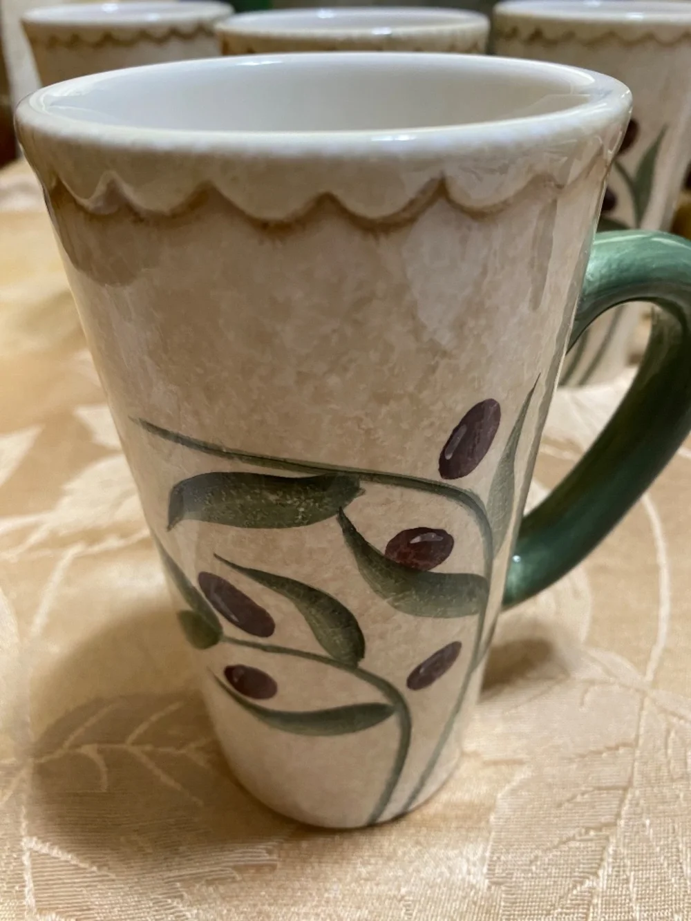 Oneida 16oz. Stoneware Mugs Olive Pattern set of 4